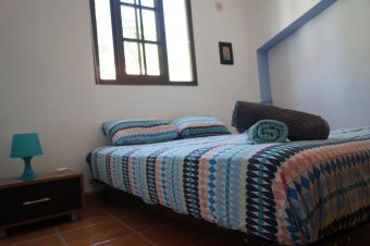 Habitación privada con baño compartido